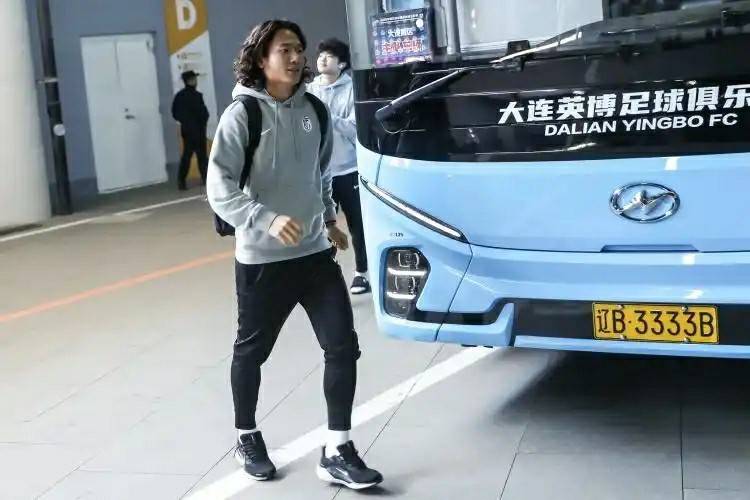 18強賽 | 國足大名單增容 廖錦濤、楊明洋進入考察視野