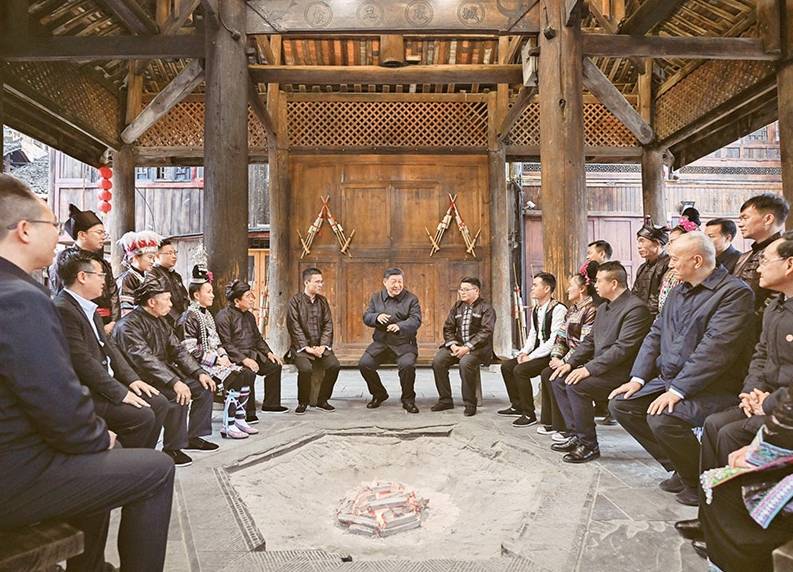 鍥而不舍落實中央八項規(guī)定精神，以優(yōu)良黨風引領社風民風