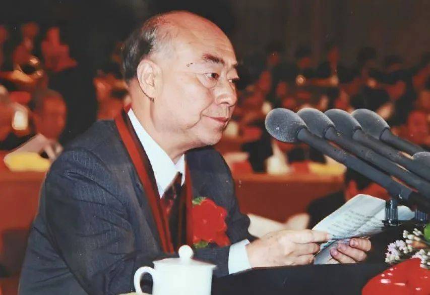 美國人到現(xiàn)在也沒想通：一個(gè)沒留過學(xué)的中國人，怎么造出于敏構(gòu)型？