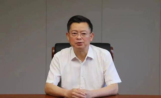 69歲原中央委員落馬，7年前曾引咎辭職！貪了近20年的“老虎”被判死緩