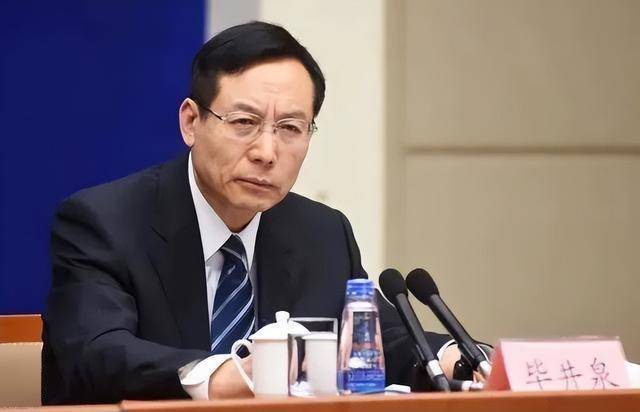 69歲原中央委員落馬，7年前曾引咎辭職！貪了近20年的“老虎”被判死緩