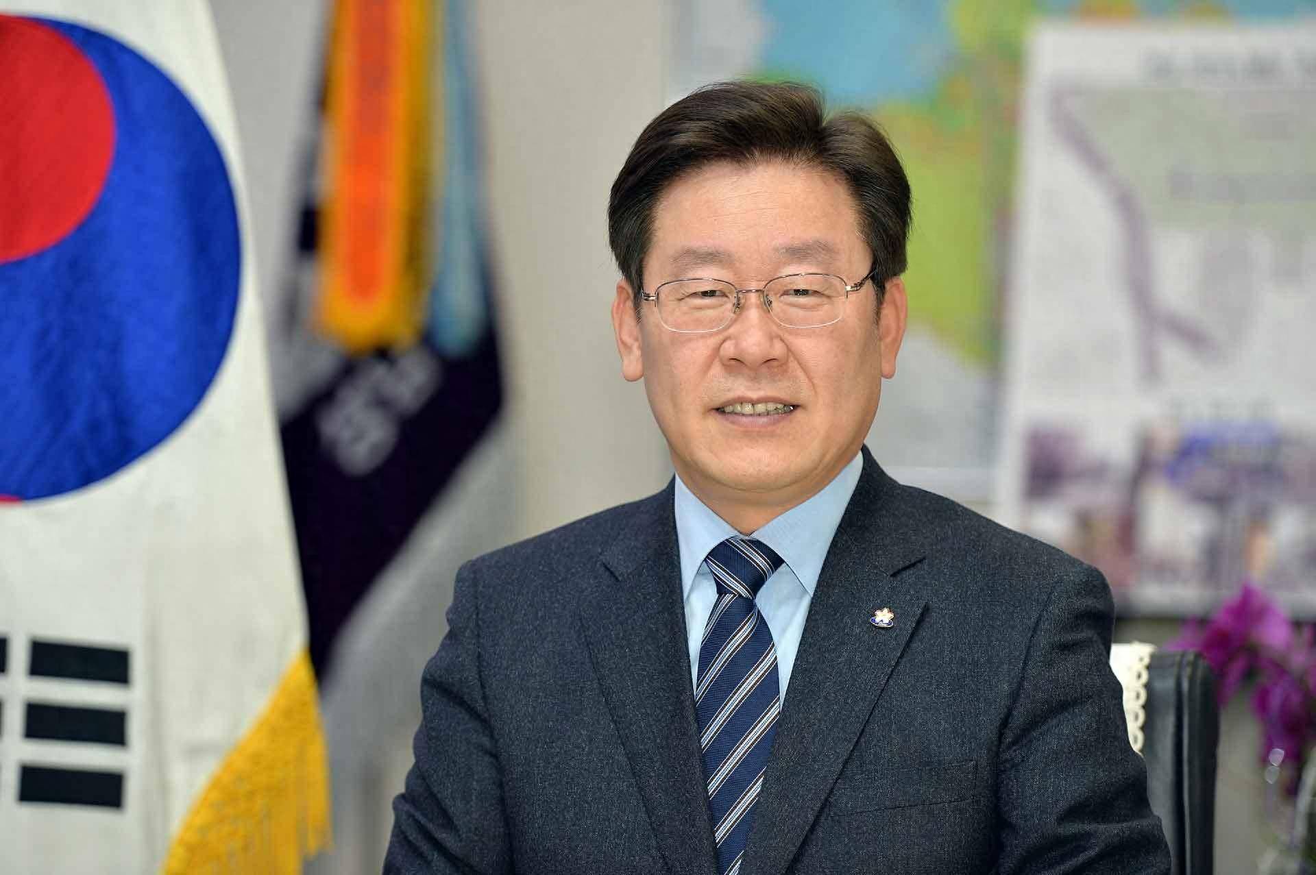 李在明勝利無望？李明博、樸槿惠聯(lián)手，韓國大選進入白熱化階段！