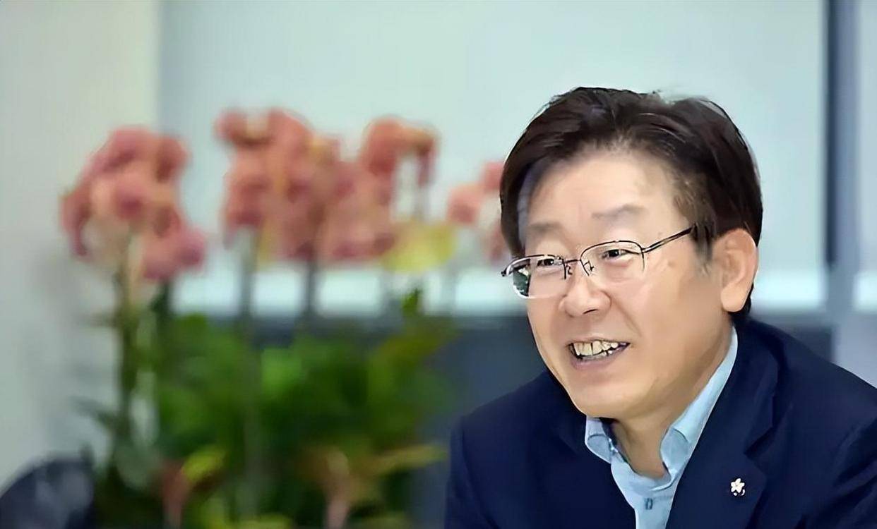 韓國爆發(fā)仇華浪潮，李在明罕見警告，關(guān)鍵時刻，一句話定下中韓大局
