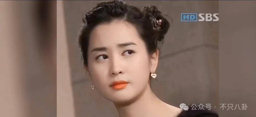 自曝與丈夫經(jīng)常吵架？但怎么感覺她是在變相秀恩愛呢！