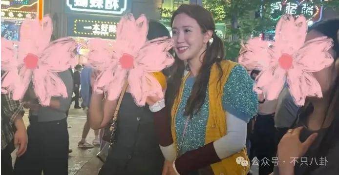 自曝與丈夫經(jīng)常吵架？但怎么感覺她是在變相秀恩愛呢！