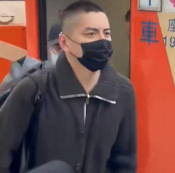 王大陸逃兵役細節(jié)曝光，指使他人代替體檢，多名藝人效仿