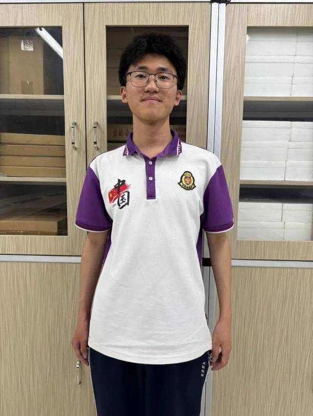 贊！濰坊四中學(xué)子以全省第一名的成績(jī)?nèi)脒x省隊(duì)