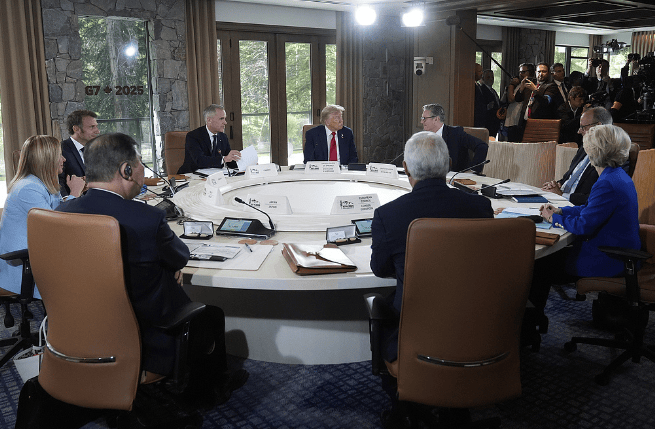 G7發(fā)表聯(lián)合聲明，不準改變南?，F(xiàn)狀，不到24小時，中方接劃下紅線 ?