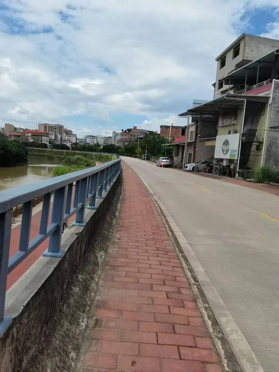 男子酒后遇查車跳河溺亡，妻子索賠超200萬，法院判了