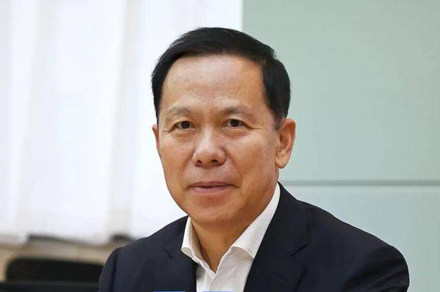 中紀(jì)委周末打虎，劉紹勇落馬！59歲省委常委任上被查，2個(gè)“老虎”被判死緩