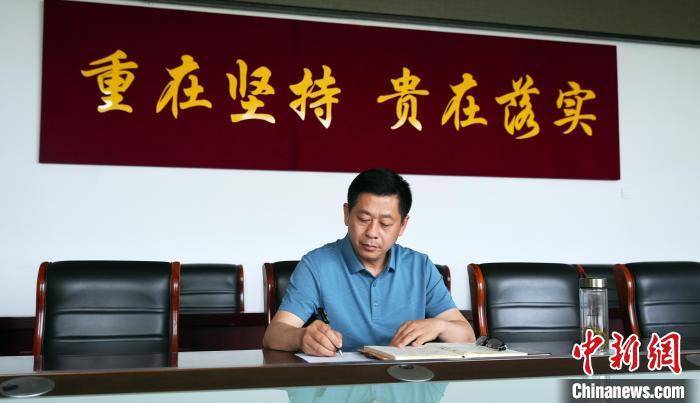 一位北京校長對內(nèi)蒙古縣城職業(yè)中學的3年改造