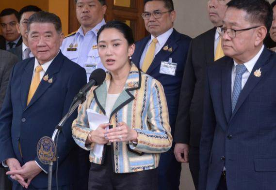 當(dāng)不成總理了！洪瑪奈再出招，要讓佩通坦徹底出局！中方表態(tài)不干涉