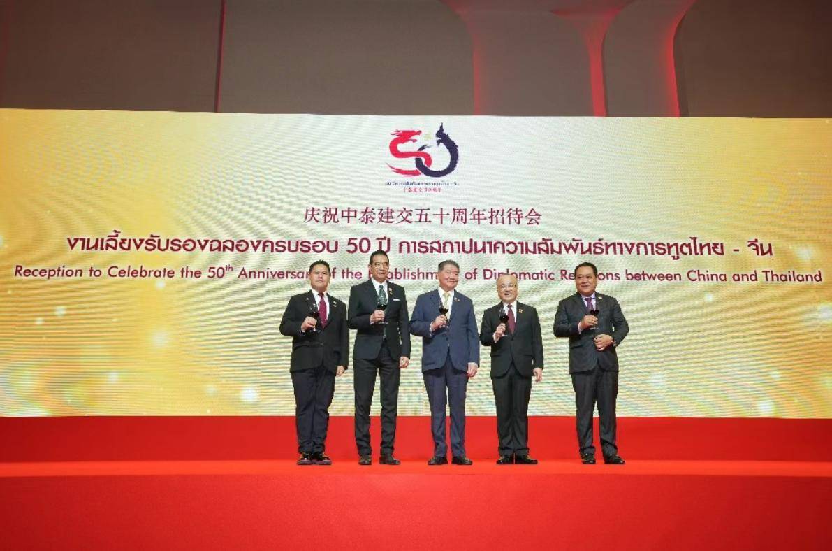 當(dāng)不成總理了！洪瑪奈再出招，要讓佩通坦徹底出局！中方表態(tài)不干涉