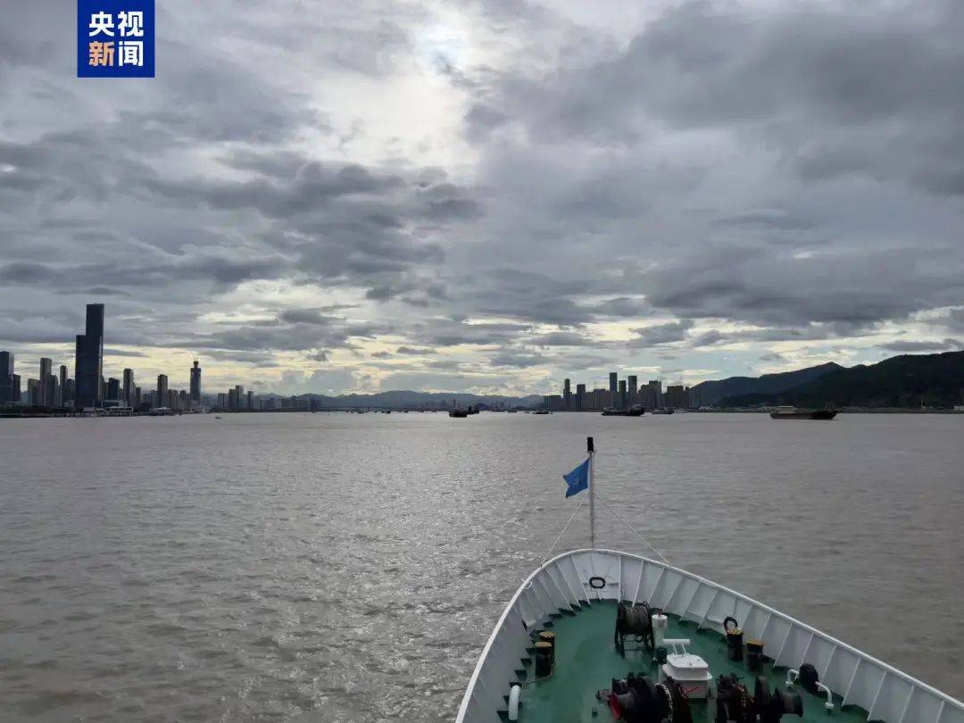 上百條航線停航！高鐵停運(yùn)！大暴雨、11級(jí)大風(fēng)要來(lái)了