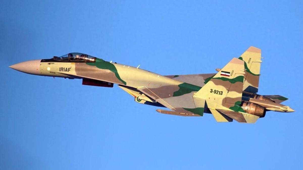 俄軍大運(yùn)剛剛離開，伊朗軍用機(jī)場突發(fā)爆炸，蘇-35比殲-10先到貨？