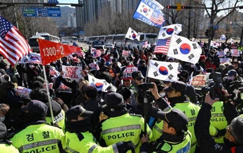 中國駐韓大使館遭到襲擊，韓國警方對(duì)此視而不見，李在明為何選擇保持“沉默”？