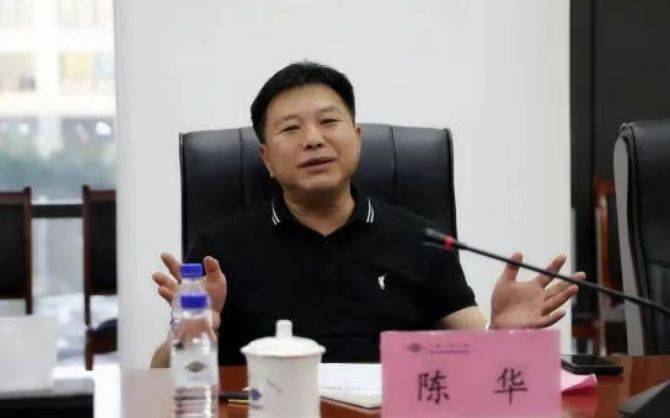 廣西通報(bào)：富川縣脫離實(shí)際投2230萬(wàn)上馬旅游項(xiàng)目，后陸續(xù)停運(yùn)