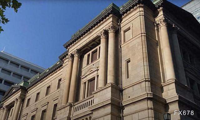 美國(guó)亞利桑那州大峽谷國(guó)家公園山火繼續(xù)肆虐！過火面積達(dá)471.8平方公里，受控比例僅為12%