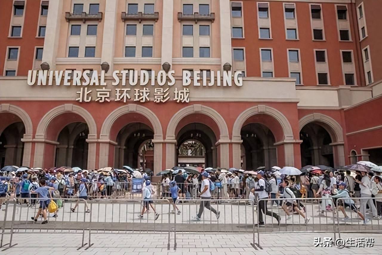 大學(xué)生暑期上門(mén)帶娃成熱門(mén)兼職，家長(zhǎng)外包育兒喘口氣