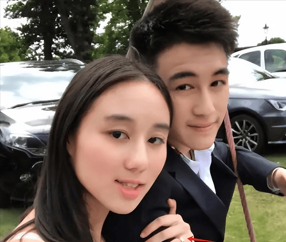 考古|何猷君五年3次辟謠私生子傳聞，親妹妹也卷入風波，本尊：這瓜連我也不懂
