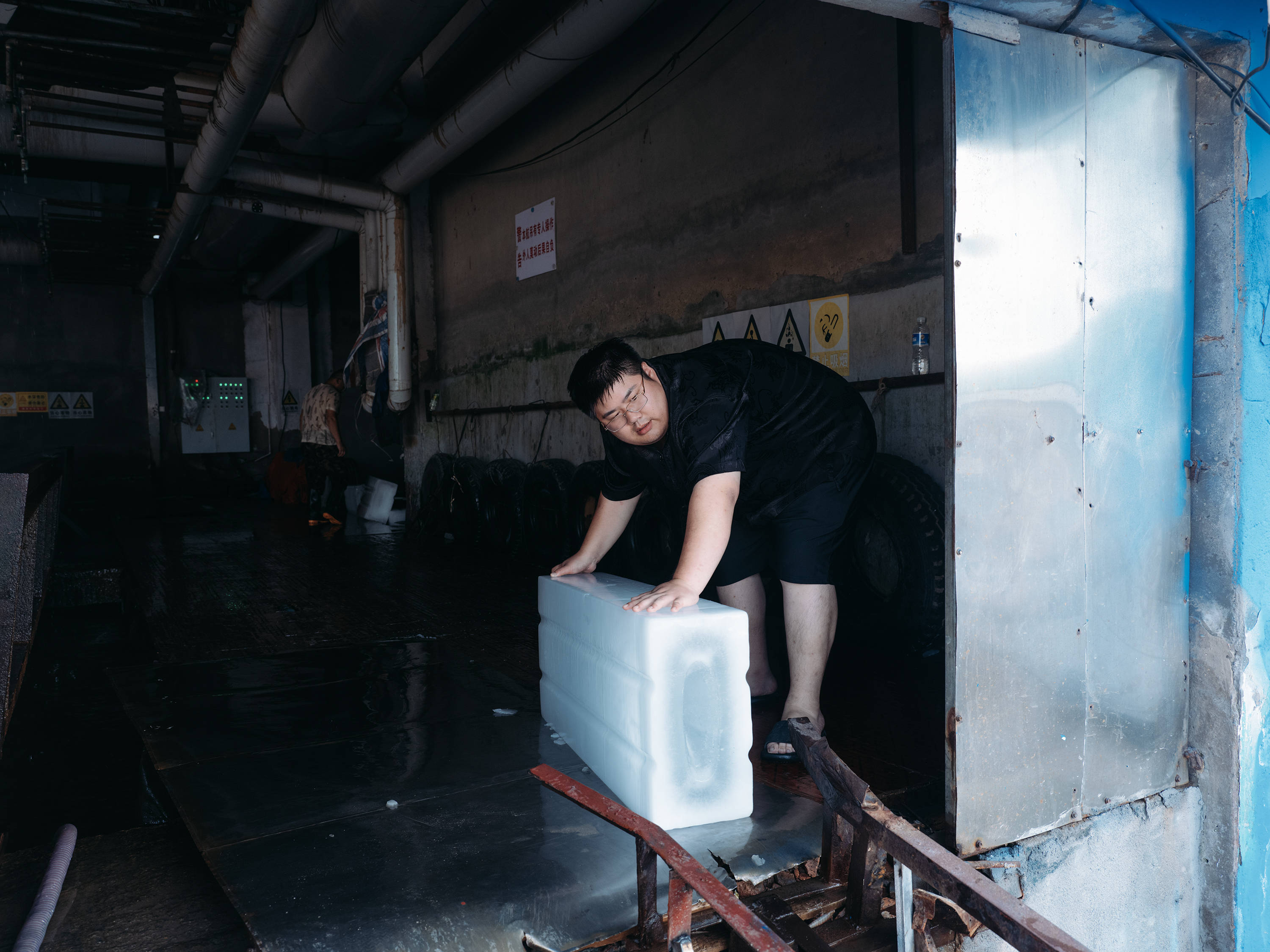 建筑工地申請(qǐng)不到6塊冰 59歲工人中暑失業(yè)
