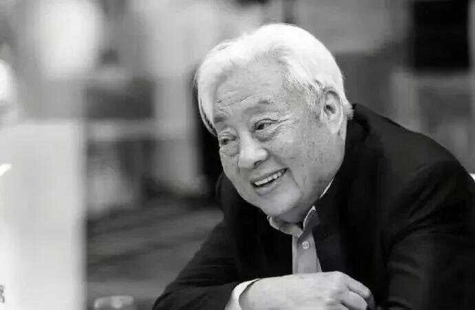 演員六小齡童、閆妮發(fā)文悼念！“他是我們的偶像”