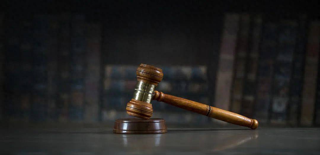 一企業(yè)以抓鬮決定員工去留，抽中離開的員工被裁員，法院判了