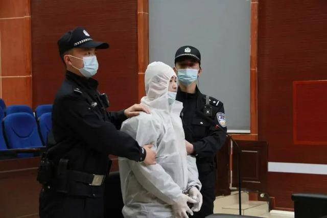 從窗戶闖入，嚴(yán)重暴力強(qiáng)奸兩幼童（4歲、6歲），蔣某亮死刑