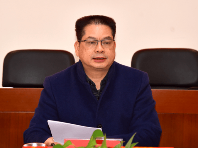 紀委審查，發(fā)現(xiàn)李元浪長期從事賭博活動