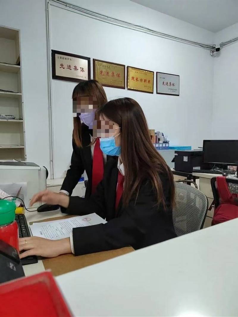 疑遭家暴致死女子家屬：手上有錄音證據(jù)，希望獲得孩子撫養(yǎng)權(quán)