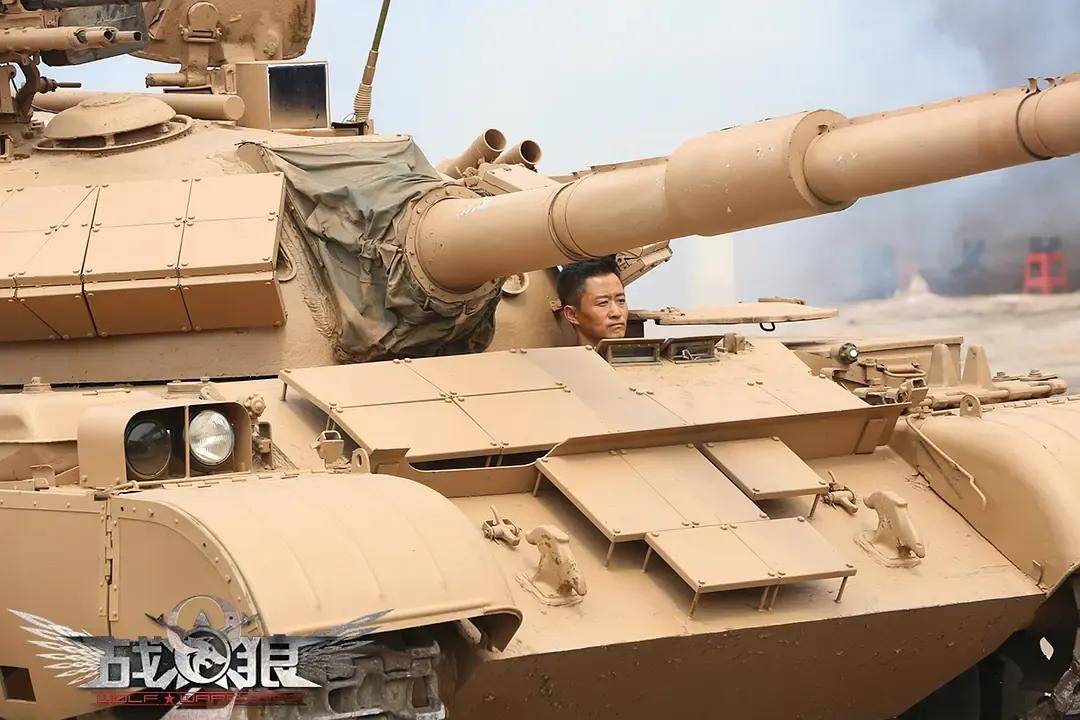 最近突然爆火采訪！吳京：坦克沒有后視鏡的——為啥會被網(wǎng)友噴？