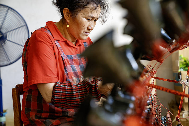 怕被員工舉報(bào)，義烏一老板關(guān)停15年工廠