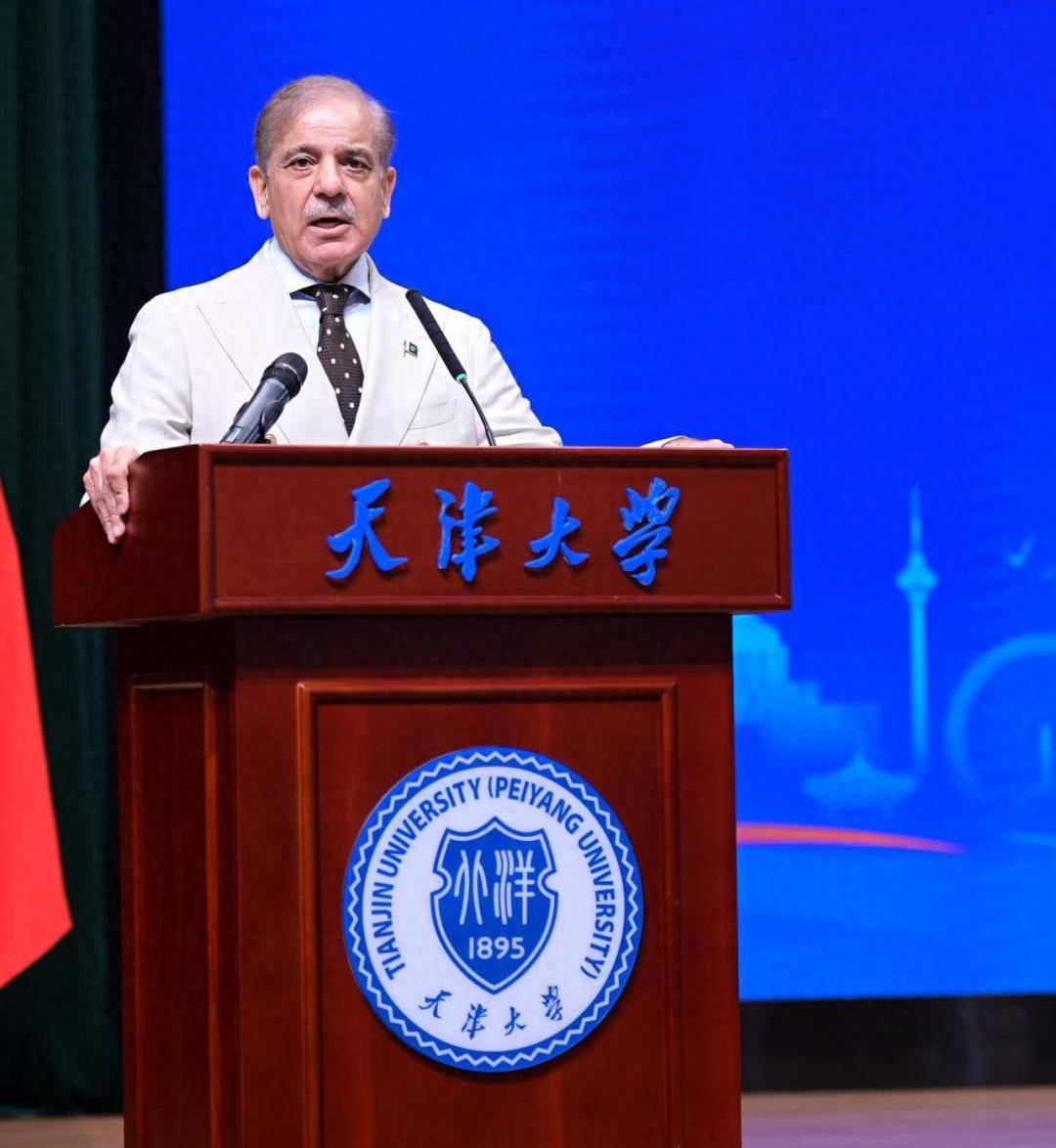 在中國兩度拍桌！巴基斯坦總理發(fā)表堅定立場，沒給莫迪的東西，希望中國全力支持