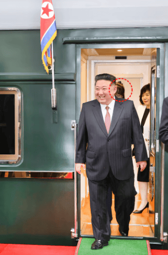 金正恩女兒首登國際舞臺，引爆接班傳聞！英國首相被架空，工黨內(nèi)斗成全武行…