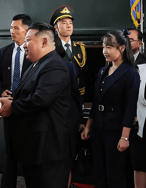 金正恩女兒首登國際舞臺，引爆接班傳聞！英國首相被架空，工黨內(nèi)斗成全武行…