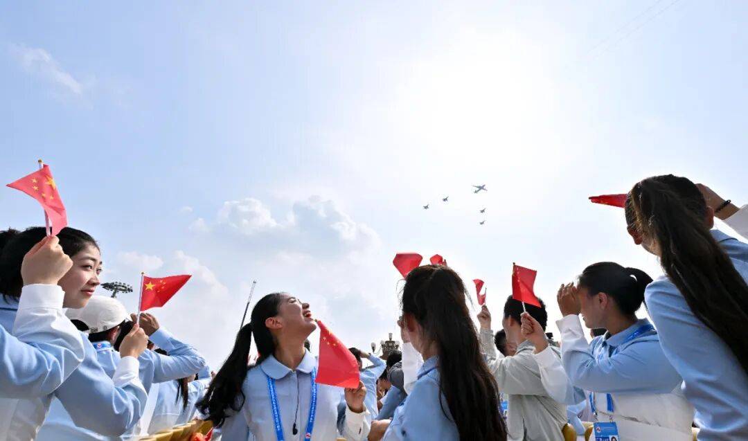 新華社出圖！