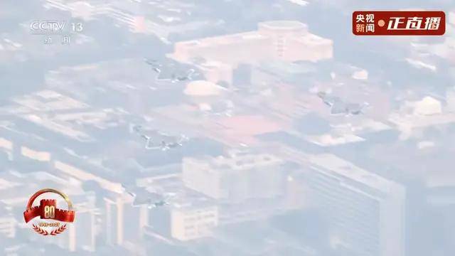 不裝了！一口氣看完九三大閱兵武器裝備！誰說我們一個也不認(rèn)識？